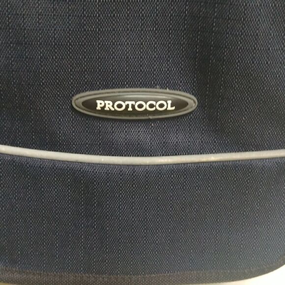 Unisex Protocol Travel/ Messenger Bag  - Picture 2 of 12